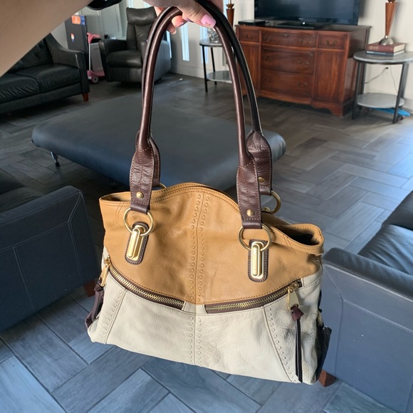 b. makowsky Handbags - B MAKOWSKY purse/bag - GENUINE LEATHER!